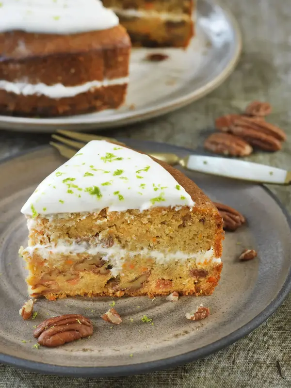 Carrot cake, glaçage au yaourt grec brebis